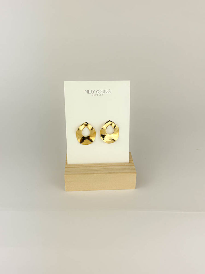 18k gold-plated earrings polished high-shine finish for everyday elegance
