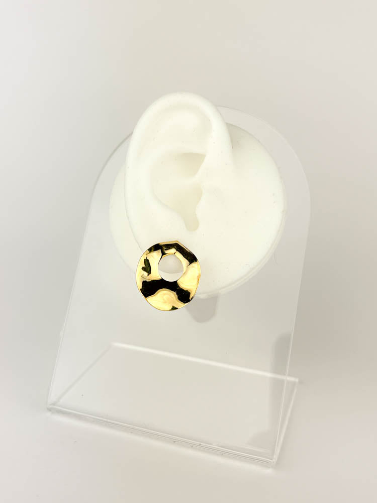 18k gold-plated earrings lightweight design for all-day comfort and style