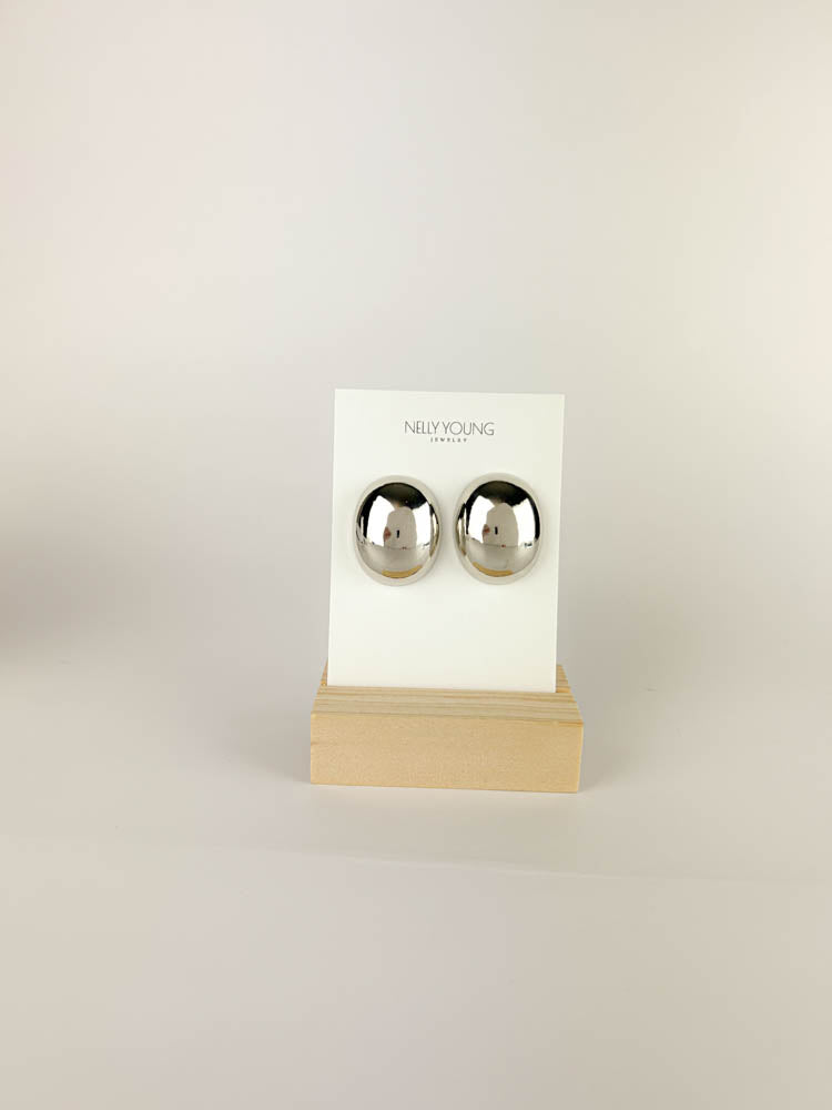 18K gold white rhodium button earrings with lightweight comfort for daily wear