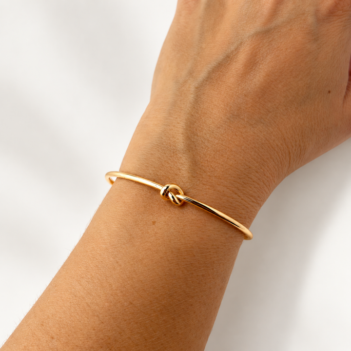 Gold Knot Bracelet