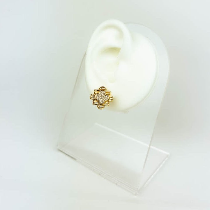 Clover earring with zircon, stylish gold-plated accessory for daily wear