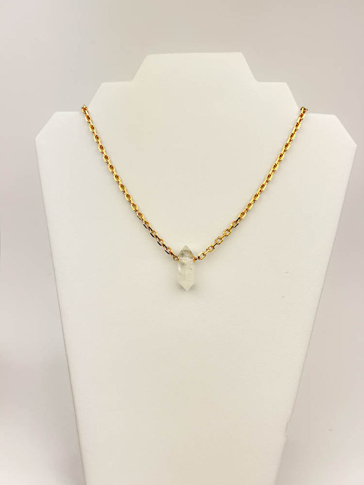 Elegant crystal necklace with gold-plated pendant, versatile for women’s fashion