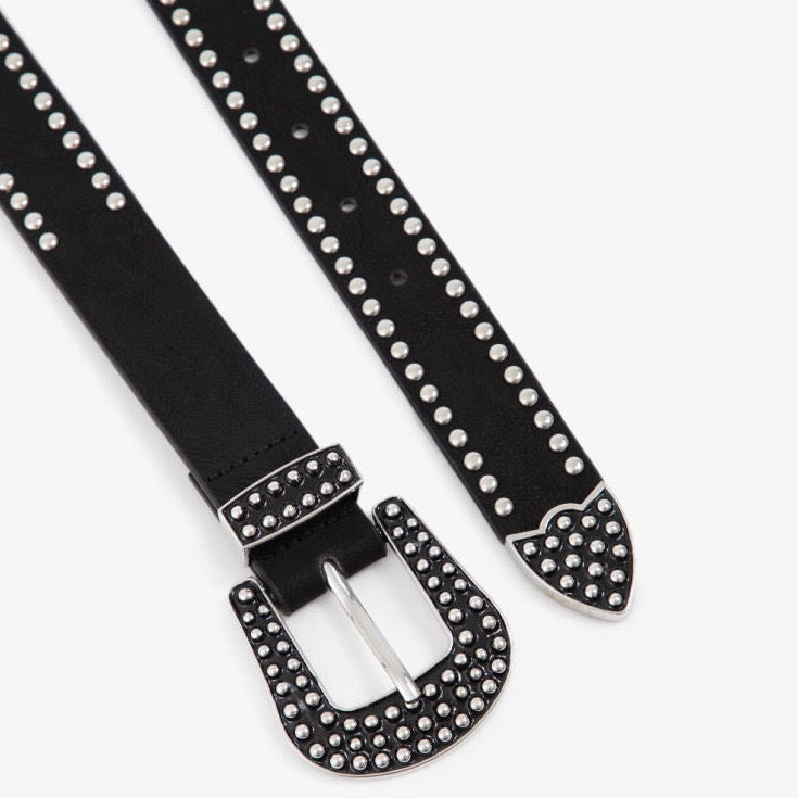 Studded belt with edgy design perfect for gifting and versatile style