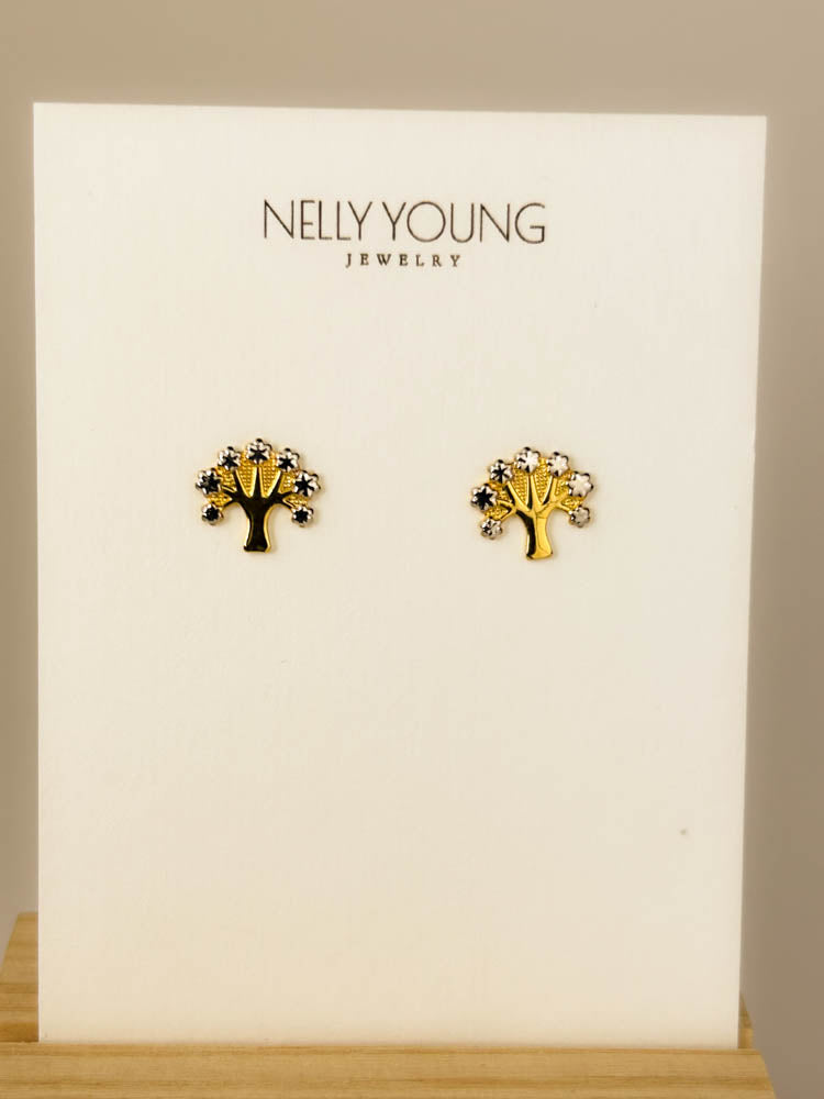 Tree Earring 18K gold-plated design symbolizing growth and strength